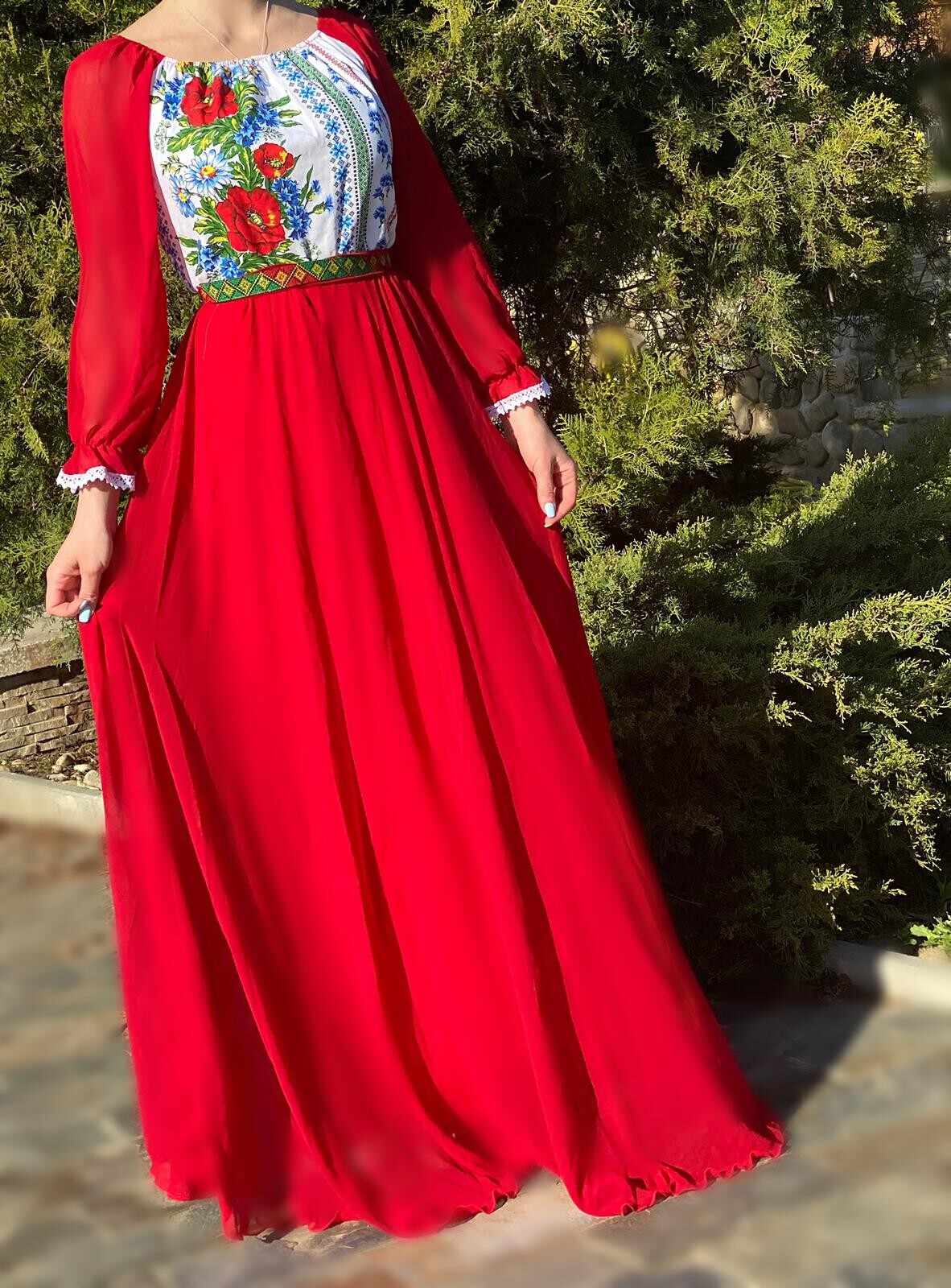 Rochie lunga cu imprimeu floral Miorita Rosu